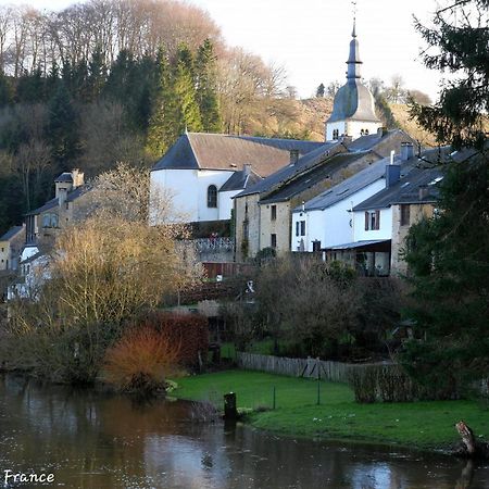 Au Charme Du 13 Faubourg De France A Bouillon Villa Eksteriør billede