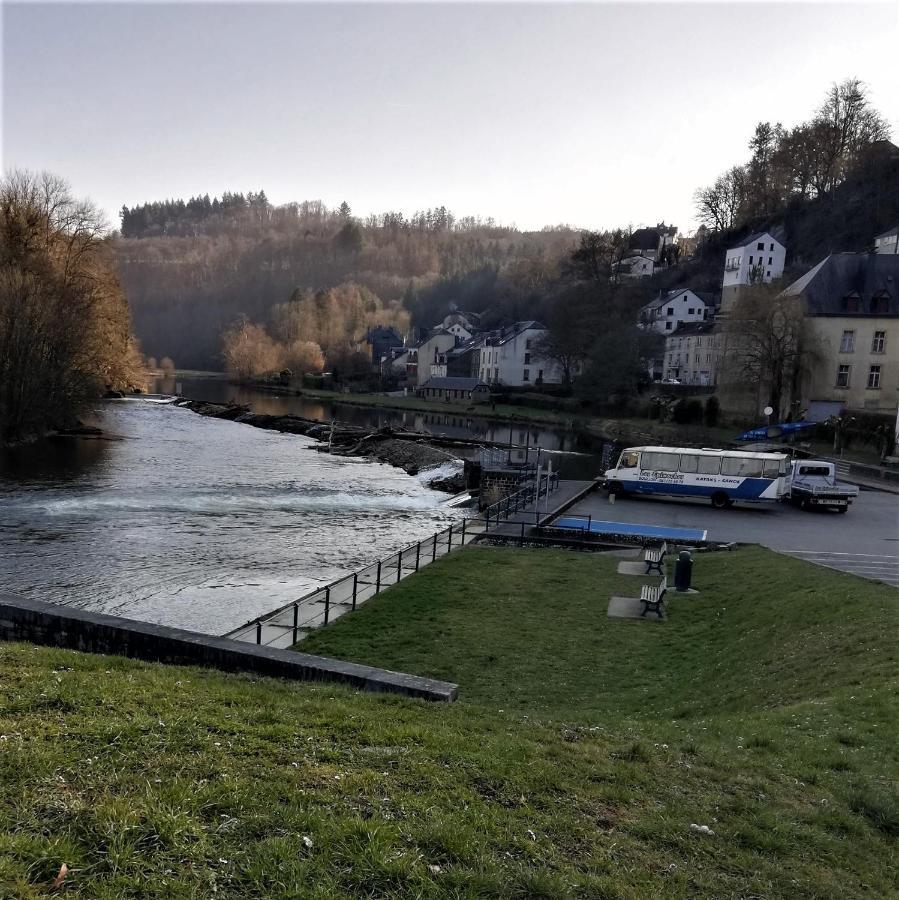 Au Charme Du 13 Faubourg De France A Bouillon Villa Eksteriør billede