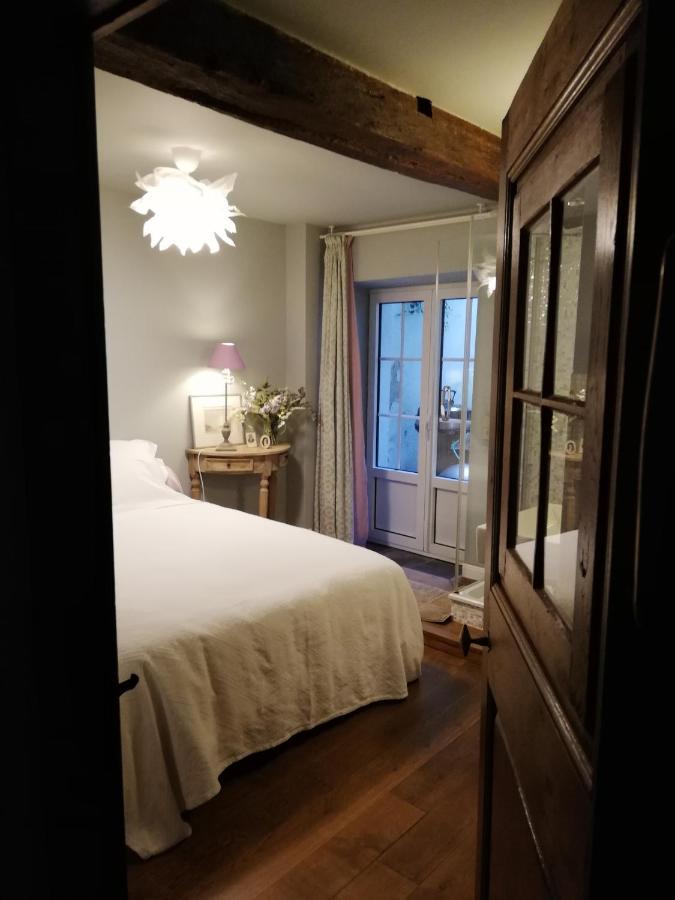 Au Charme Du 13 Faubourg De France A Bouillon Villa Eksteriør billede